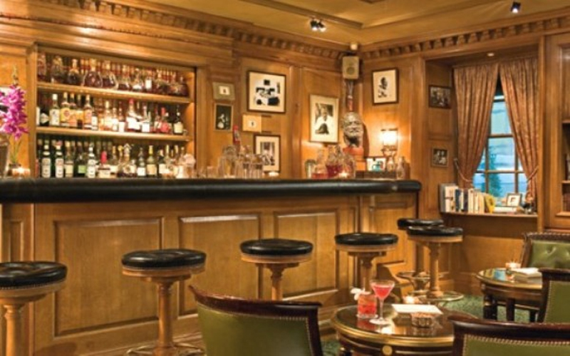 вид зала Пивные рестораны Hemingway Bar на 4 зала: зал 1 - 20 мест, зал 2 - 15 мест, зал 3 - 30 мест, 4 - 35 мест мест Краснодара