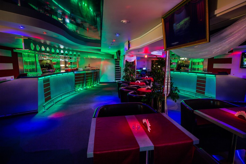 фотка помещения Караоке-клубы Papanin Café – music hall & karaoke bar на 2 мест Краснодара