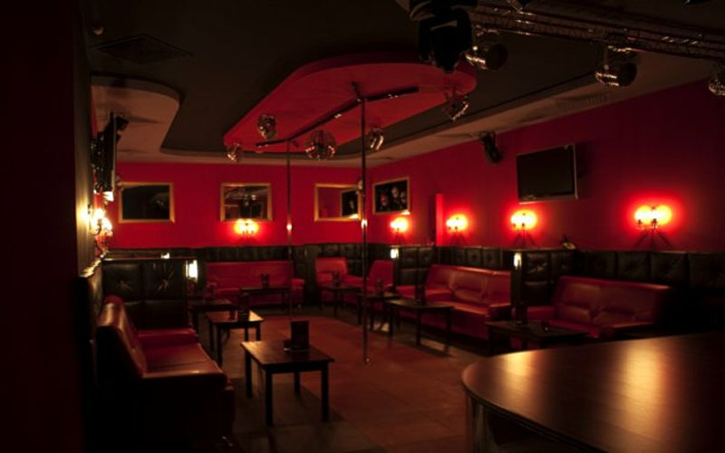фотка помещения Мужские клубы Royal на 1 мест Краснодара